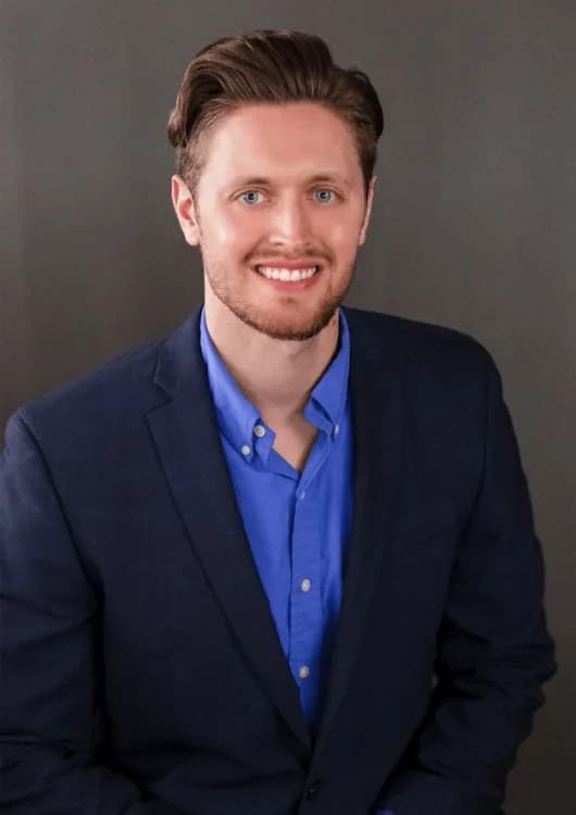 Dr. Jorden Vinger, DDS, Sarasota Dentures and Implants